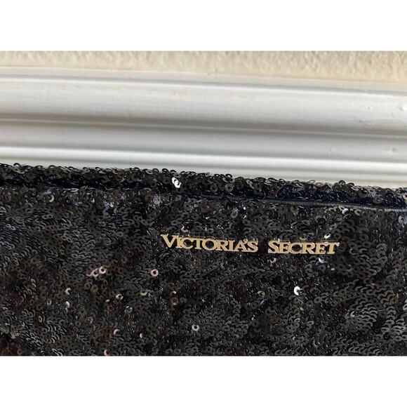 VICTORIAS SECRET Sequin Clutch - Picture 2 of 7